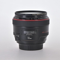 ������ Canon EF 50 f/1.2L USM � ������